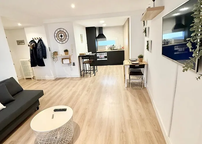 Vive Xii Apartment *